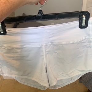 Lululemon size 6 white speed shorts